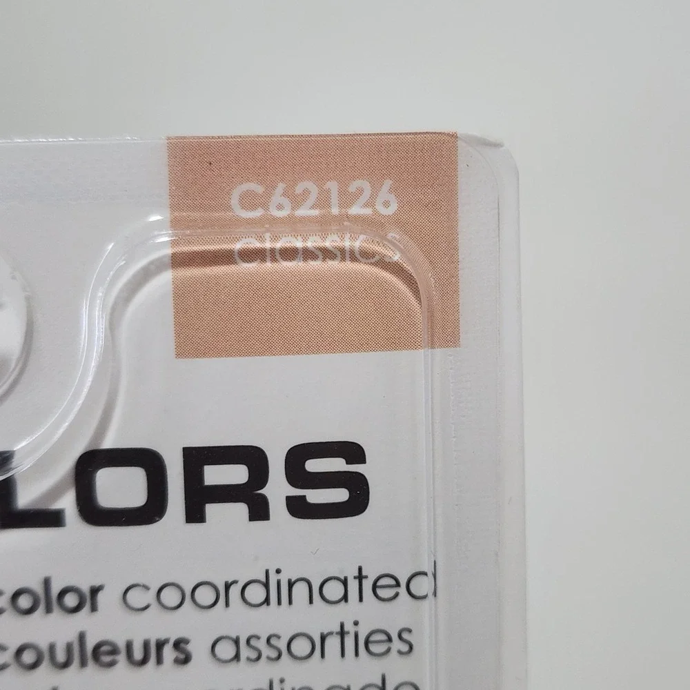 L. A. Colors 4 Color Eyeshadow Classics Palette C62126 ~ New Unopened